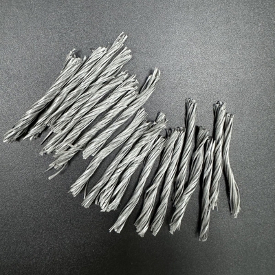 Parçalanmaya dayanıklı karışımda daha iyi dağılım için güçlü birleştirme yeteneği PP Fiber Twisted Bunchy Form