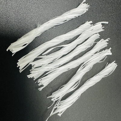 Buliding Polimer Malzeme PP Fiber Bükülmüş Bunchy Form 500T Çatlak Dirençli